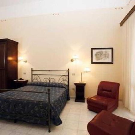 Cappello Hotell Lecce Exteriör bild