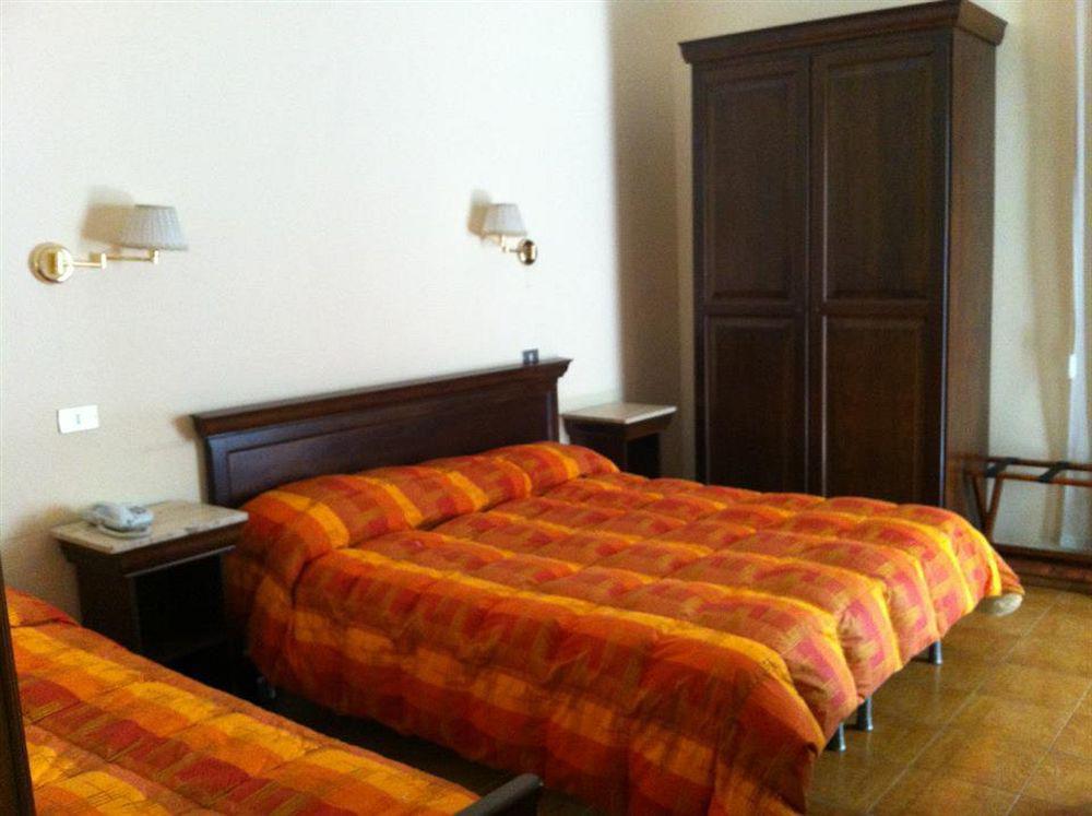 Cappello Hotell Lecce Exteriör bild