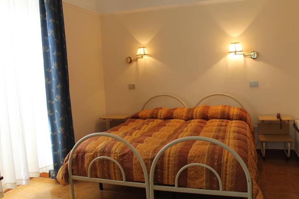 Cappello Hotell Lecce Exteriör bild